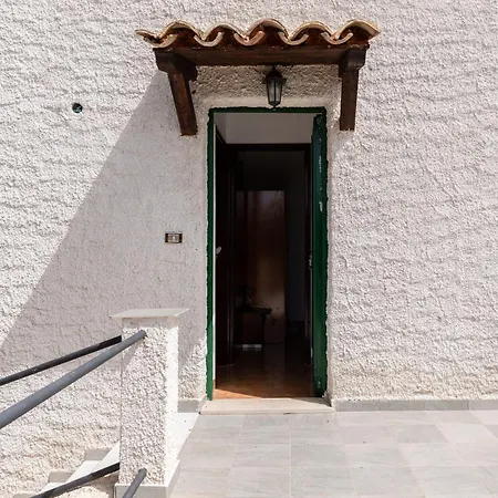 Villa Casa Bianca *